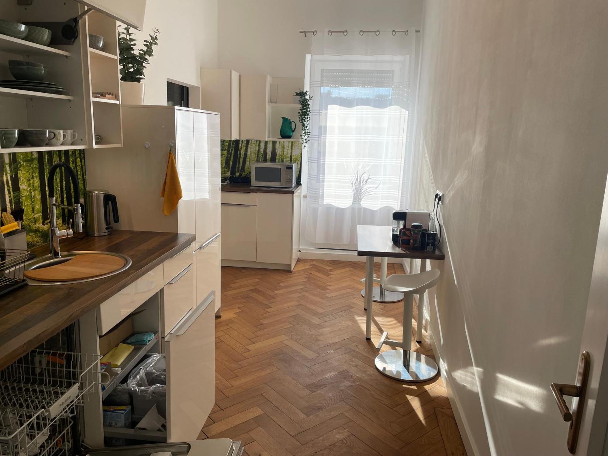 Grosse Wohnung In Westend Мюнхен Экстерьер фото